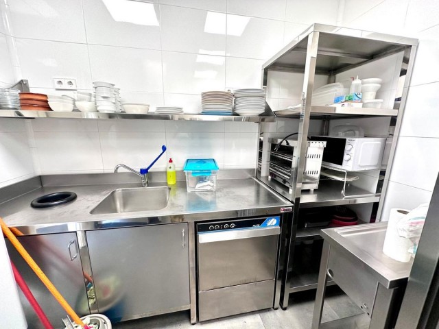 Liikekiinteistö Nueva Andalucía