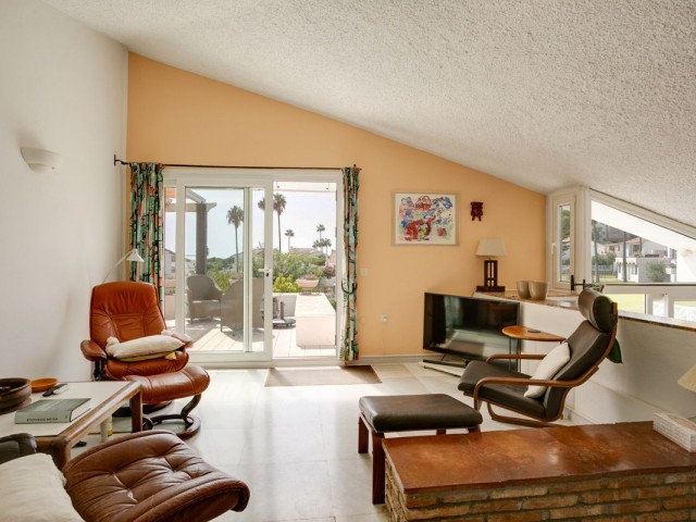 3 Soveroms Villa i Estepona