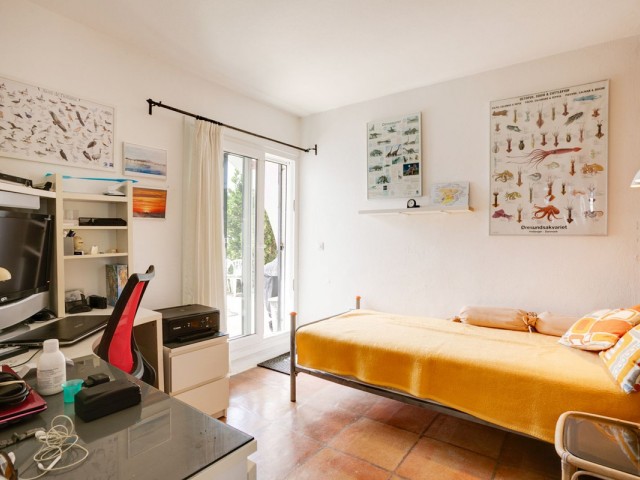 3 Soveroms Villa i Estepona