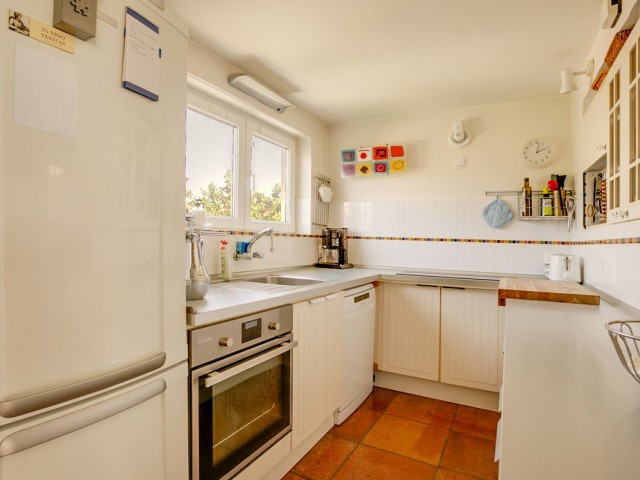 Villa con 3 Dormitorios  en Estepona