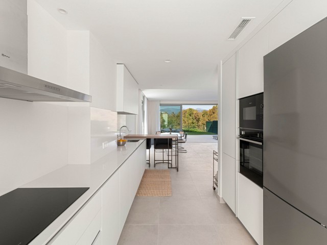 3 Makuuhuoneen Huvila Guadalmina Alta