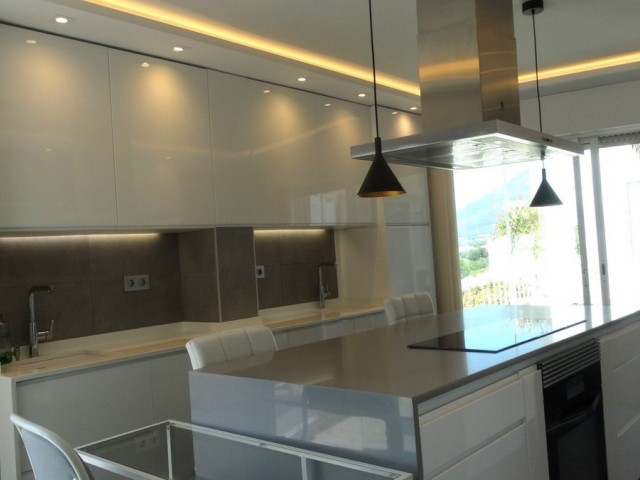 Penthouse avec 3 Chambres  à Río Real