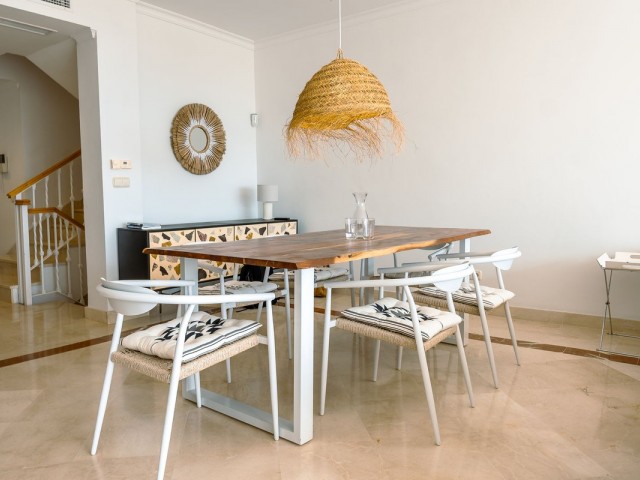 3 Makuuhuoneen Huvila Elviria