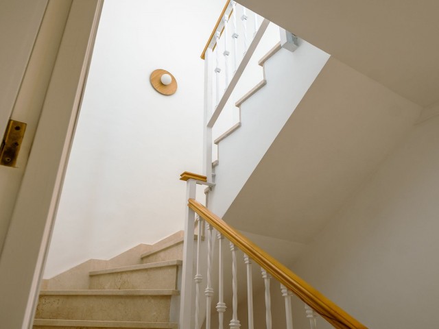 3 Makuuhuoneen Huvila Elviria