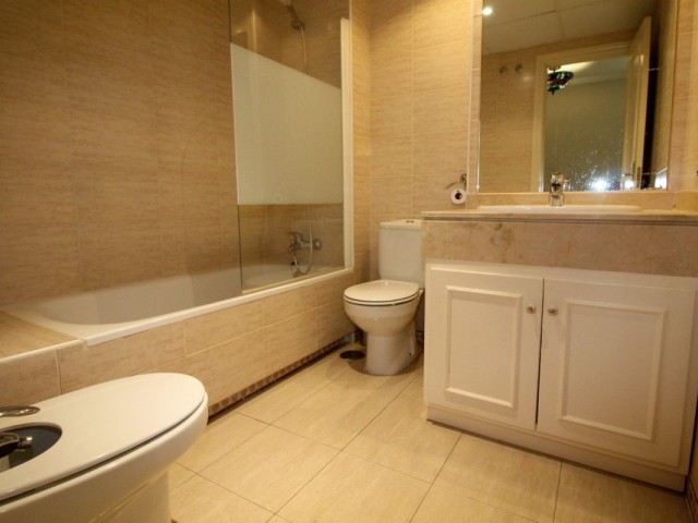 Apartamento con 2 Dormitorios  en The Golden Mile