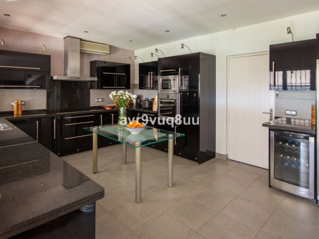 7 Soveroms Villa i Mijas Costa