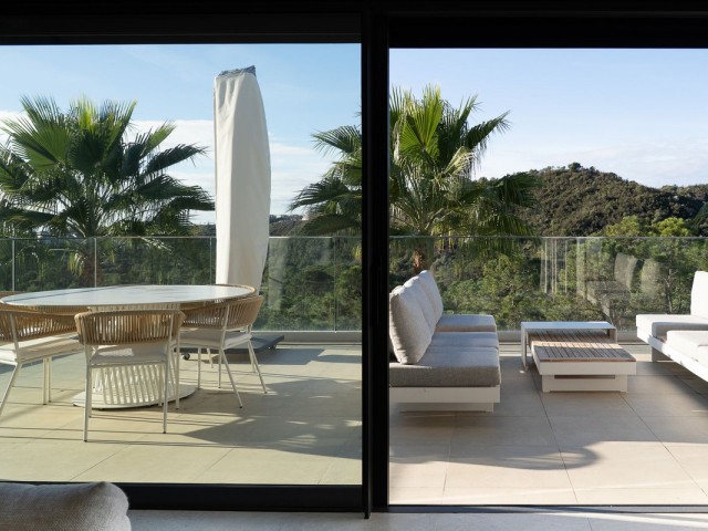 3 Makuuhuoneen Huoneisto Estepona