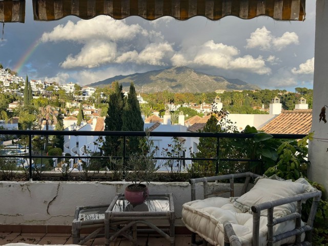 Kattohuoneisto Nueva Andalucía