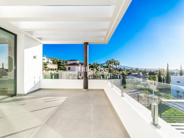 6 Makuuhuoneen Huvila Benahavís