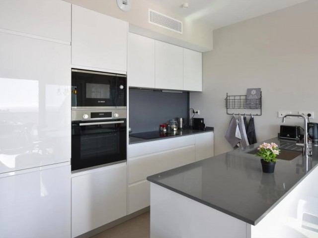 Apartamento con 3 Dormitorios  en Fuengirola