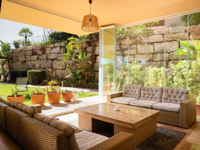 3 Bedrooms Apartment in Benahavís