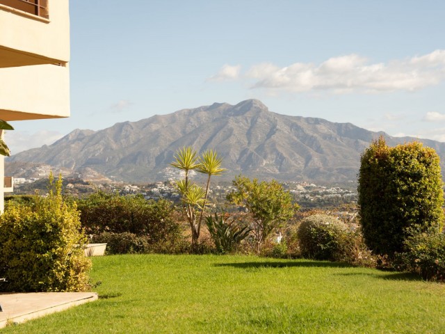 3 Bedrooms Apartment in Benahavís