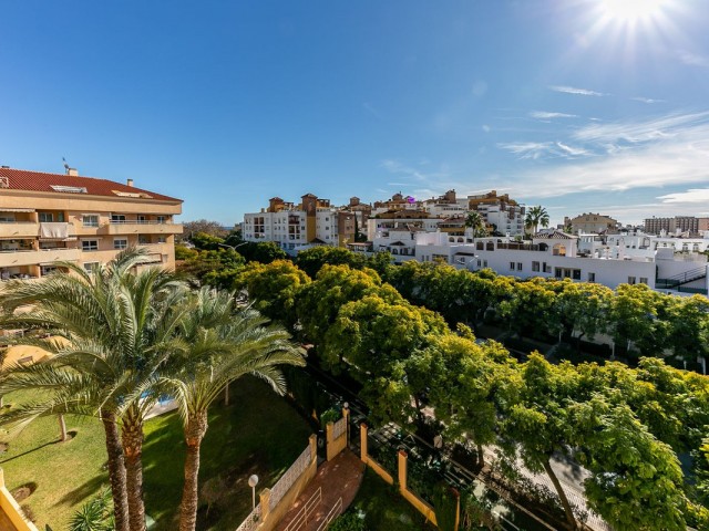 Appartement avec 4 Chambres  à Benalmadena
