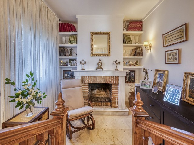 Villa avec 4 Chambres  à Marbella