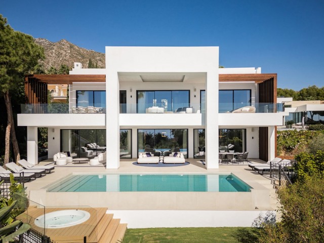 Villa Sierra Blanca - R5261422