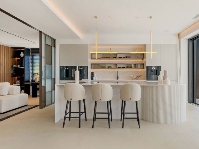 Villa con 5 Dormitorios  en Sierra Blanca