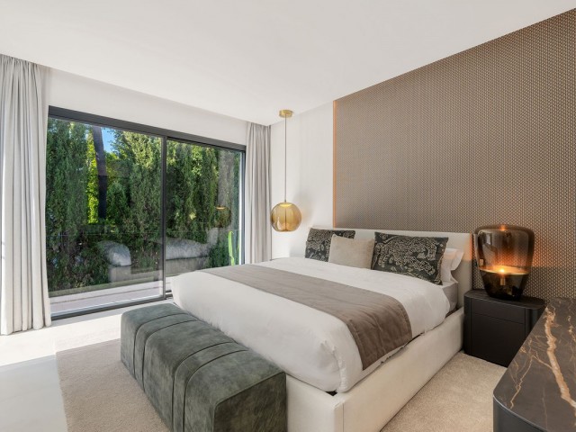 Villa con 5 Dormitorios  en Sierra Blanca