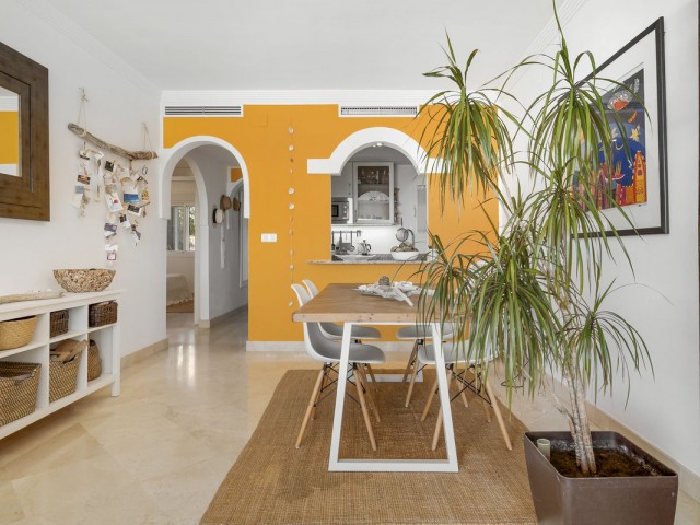 2 Makuuhuoneen Huoneisto Estepona