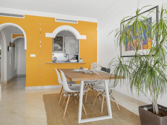 2 Makuuhuoneen Huoneisto Estepona