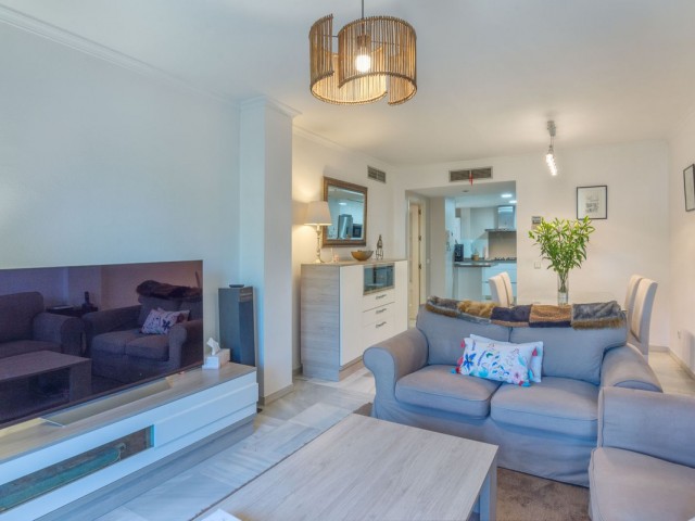 Apartamento con 3 Dormitorios  en Marbella