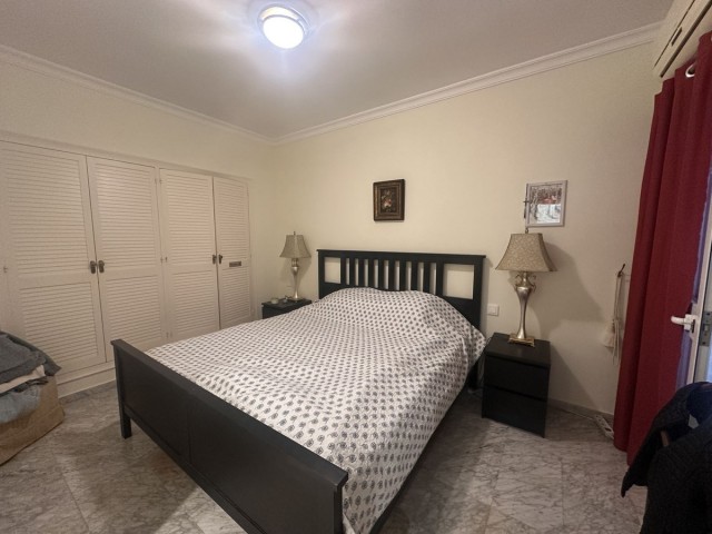 Adosado con 4 Dormitorios  en Aloha