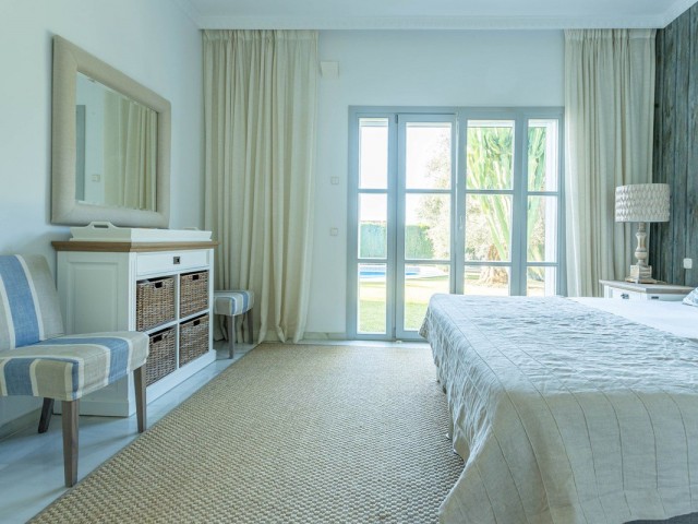 Villa con 4 Dormitorios  en Sierra Blanca