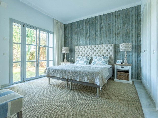 Villa con 4 Dormitorios  en Sierra Blanca