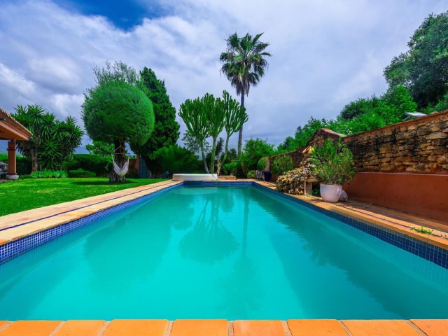 5 Makuuhuoneen Huvila Nueva Andalucía