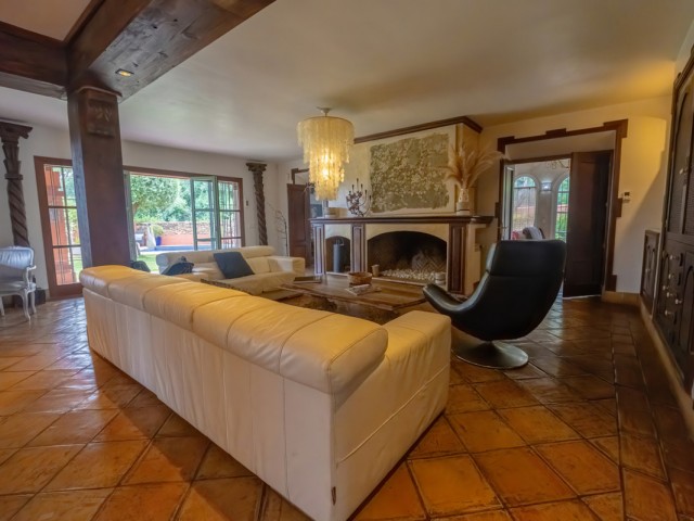 5 Makuuhuoneen Huvila Nueva Andalucía