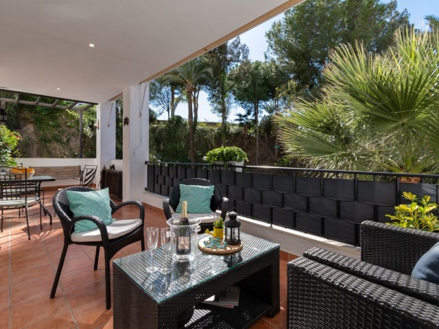 Apartment, Torrequebrada, R5264011