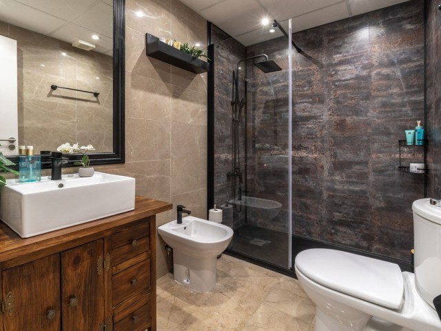 2 Bedrooms Apartment in Torrequebrada