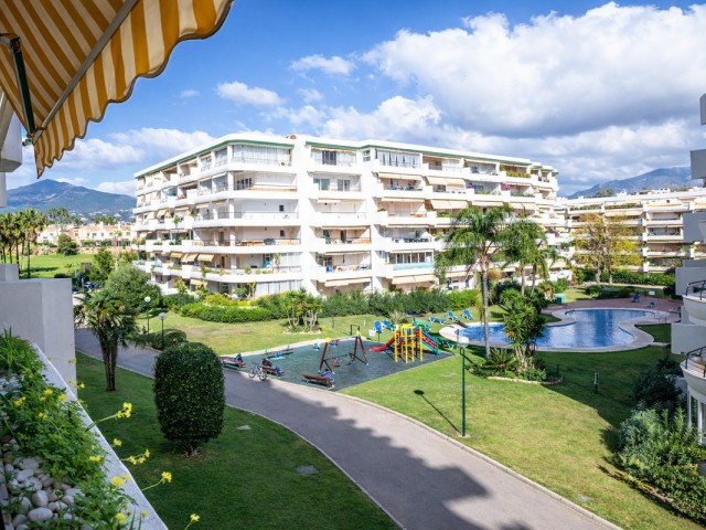 2 Bedrooms Apartment in Guadalmina Alta