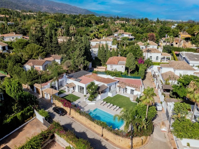 6 Bedrooms Villa in Nagüeles