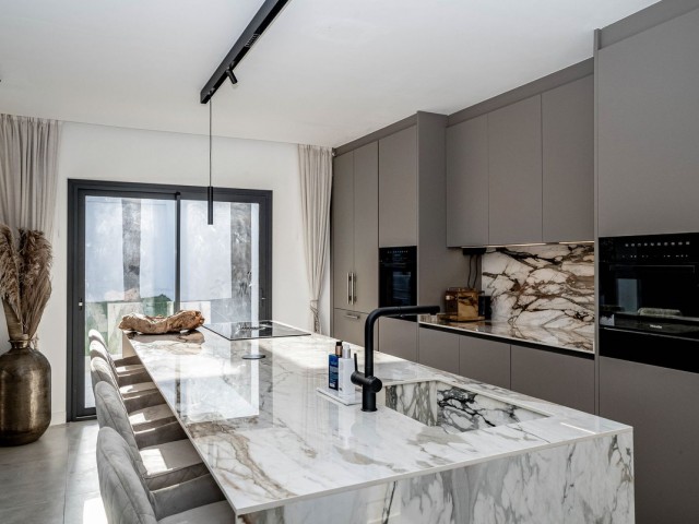 6 Bedrooms Villa in Nagüeles