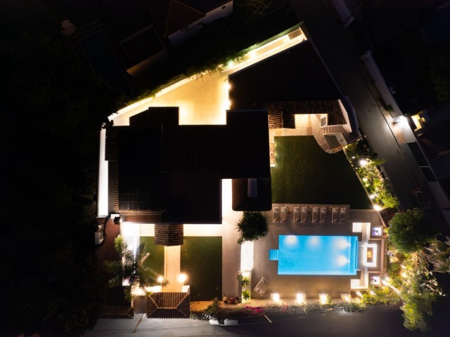 6 Bedrooms Villa in Nagüeles