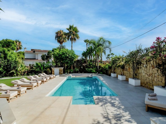 6 Bedrooms Villa in Nagüeles