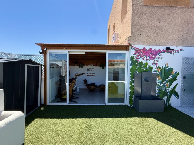 Kattohuoneisto Estepona