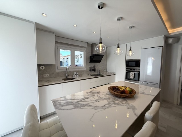 Kattohuoneisto Estepona