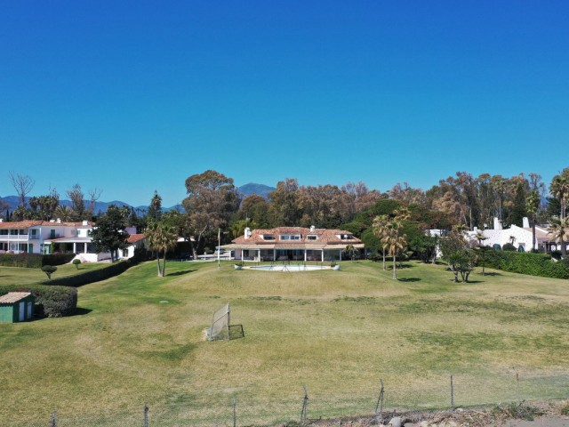 Tomt, Guadalmina Baja