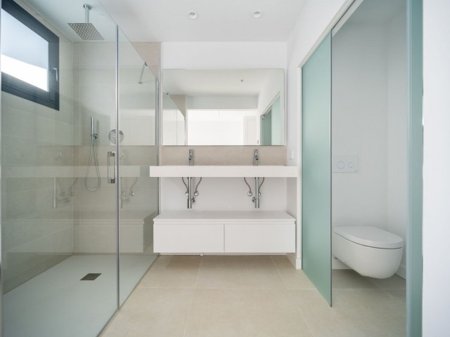 2 Bedrooms Apartment in Benalmadena