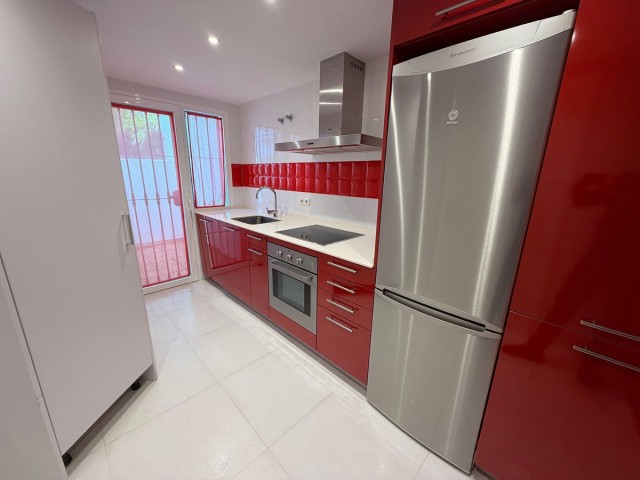 2 Bedrooms Townhouse in Marbella