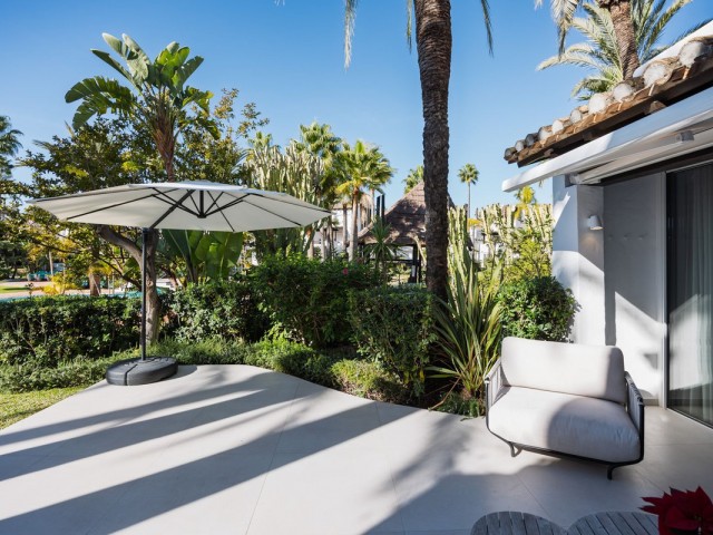 Maison mitoyenne avec 3 Chambres  à Costalita