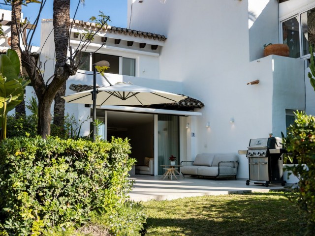 Maison mitoyenne avec 3 Chambres  à Costalita