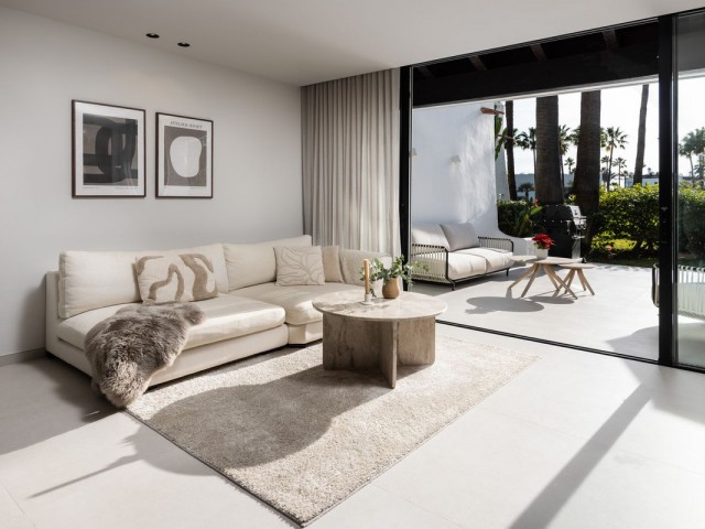 Maison mitoyenne avec 3 Chambres  à Costalita