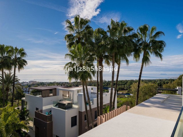 Villa Sierra Blanca - R5264362