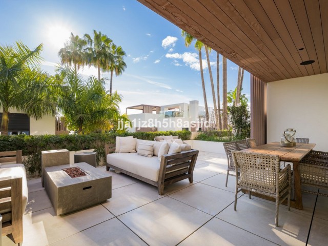 Villa con 4 Dormitorios  en Sierra Blanca