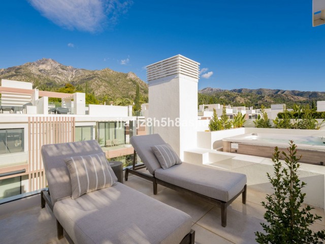 Villa con 4 Dormitorios  en Sierra Blanca