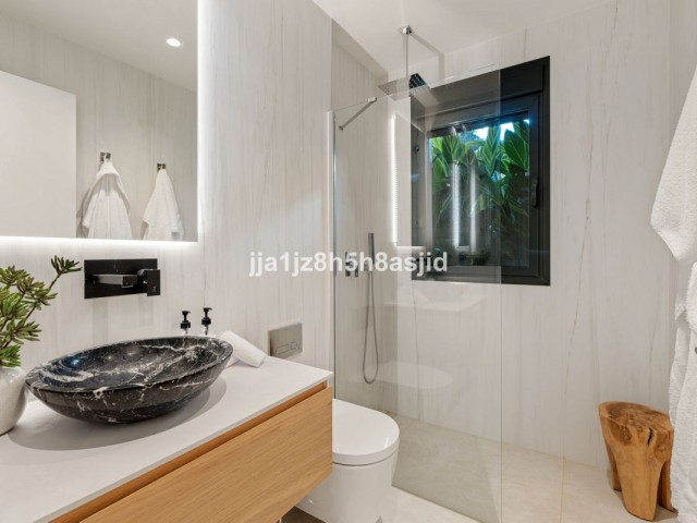 Villa con 4 Dormitorios  en Sierra Blanca