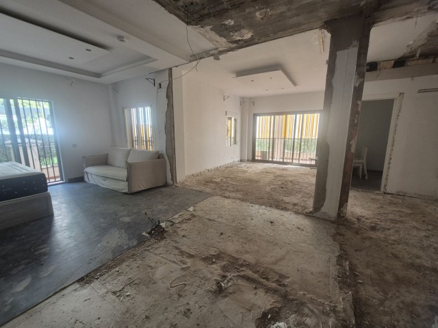 2 Makuuhuoneen Huoneisto Puerto Banús