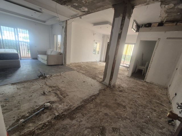 2 Makuuhuoneen Huoneisto Puerto Banús